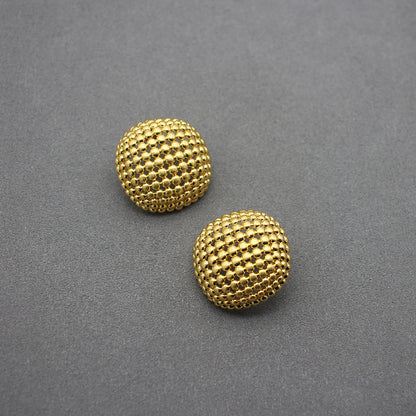Elegant Quilted Hollow Pattern Gold-Toned Jewelry Set - Chanel Inspired Ring and Stud Earrings, Perfect for Fashionable Outfits & Sophisticated Events, Enhance Your Collection
