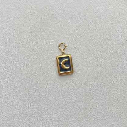 Natural Mother-of-Pearl Love Heart Titanium Steel Pendant with 14K Gold-Plated Clasp