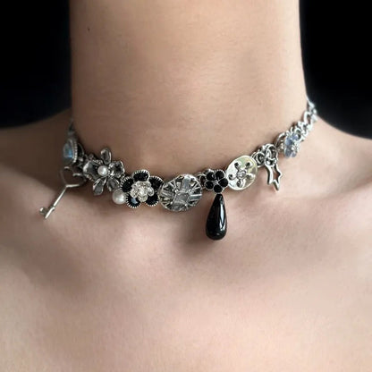 Flower Shape Vintage Metal Choker Titanium Steel Handmade Necklace Choker for Women and Girls