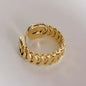 Delicate Sparkling Ring with Pearl, Floral Design, K-Gold Plated Twisted Geometry