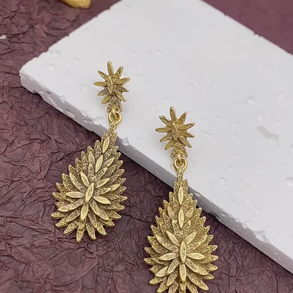 Vintage Peacock Feather Earrings, Autumn & Winter Leaf Design, Elegant Drop Studs